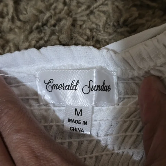 "Emerald Sundae" White Textured Dress. - Picture 15 of 16